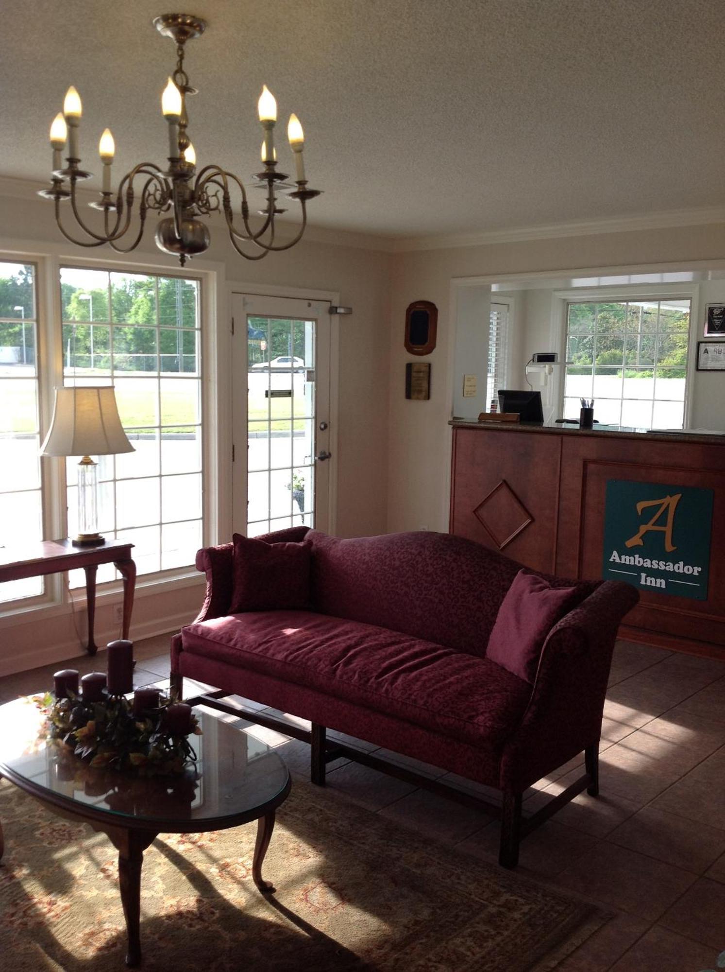Ambassador Inn Fayetteville Εξωτερικό φωτογραφία