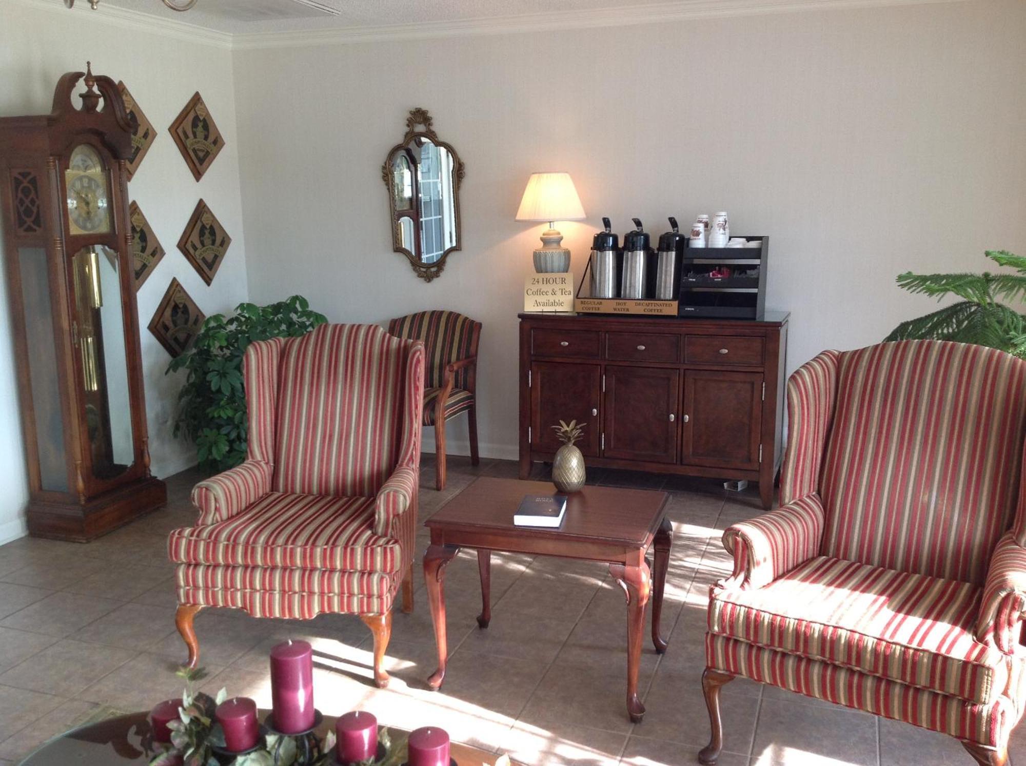 Ambassador Inn Fayetteville Εξωτερικό φωτογραφία