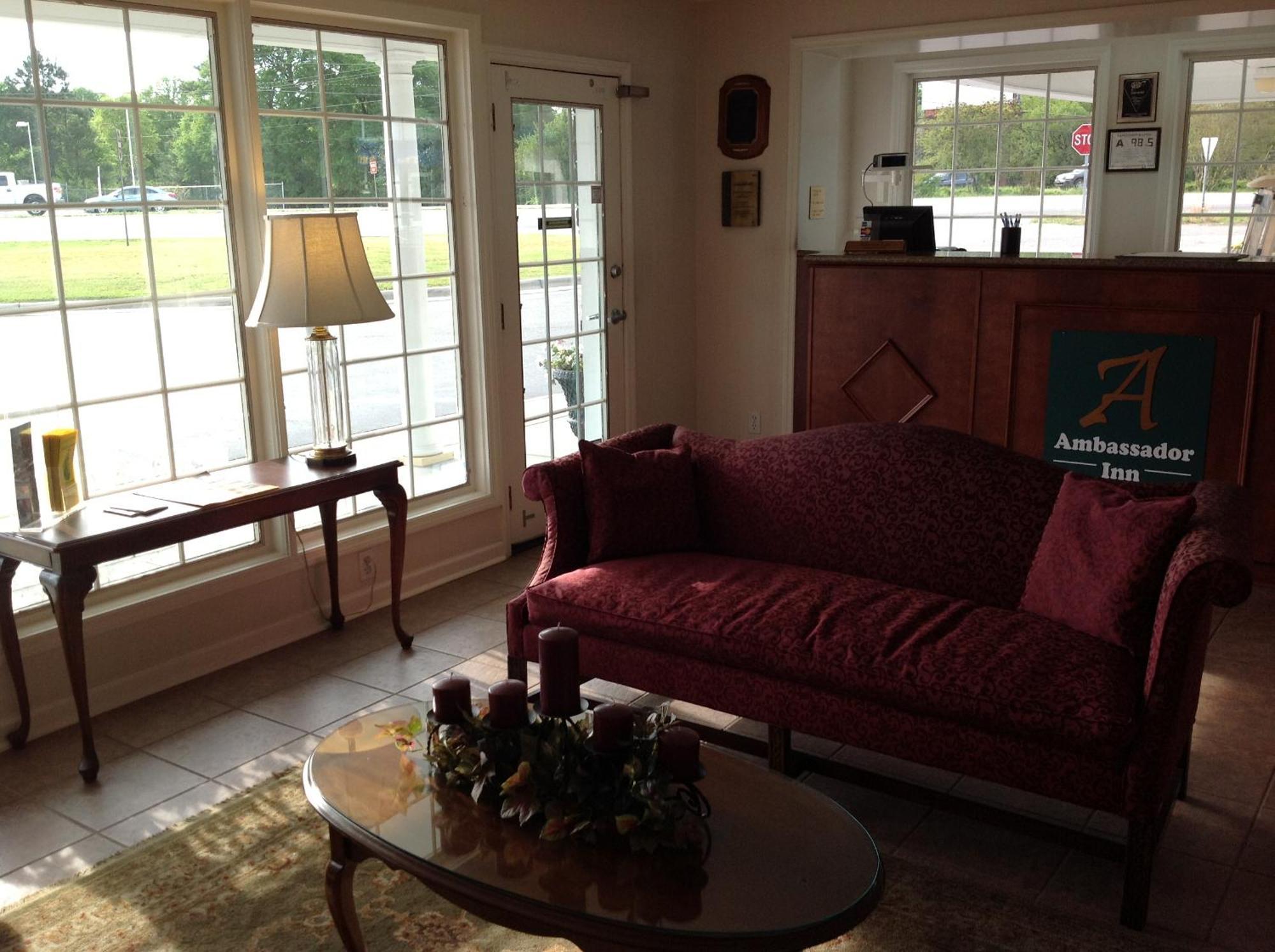 Ambassador Inn Fayetteville Εξωτερικό φωτογραφία