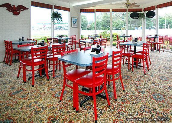 Ambassador Inn Fayetteville Εξωτερικό φωτογραφία